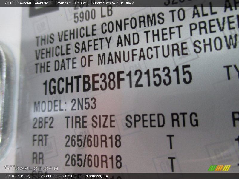 Summit White / Jet Black 2015 Chevrolet Colorado LT Extended Cab 4WD