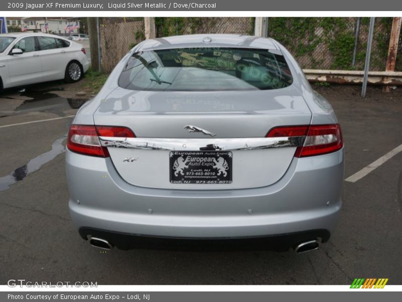 Liquid Silver Metallic / Dove/Charcoal 2009 Jaguar XF Premium Luxury