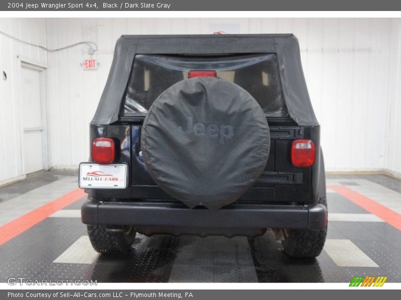 Black / Dark Slate Gray 2004 Jeep Wrangler Sport 4x4