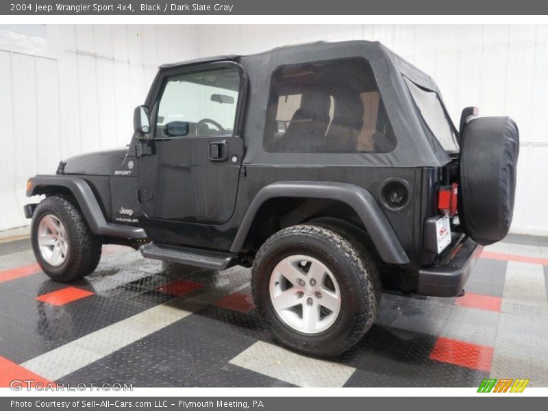 Black / Dark Slate Gray 2004 Jeep Wrangler Sport 4x4