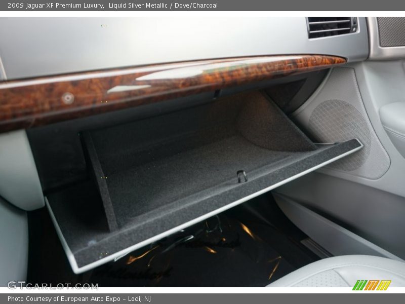 Liquid Silver Metallic / Dove/Charcoal 2009 Jaguar XF Premium Luxury
