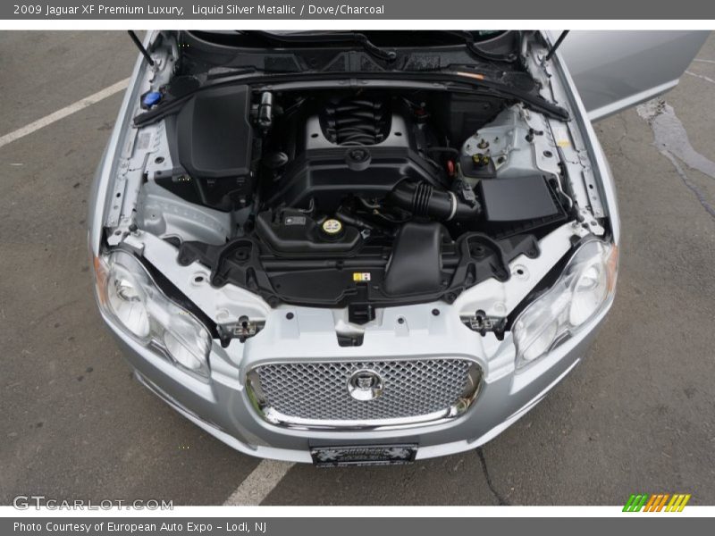  2009 XF Premium Luxury Engine - 4.2 Liter DOHC 32-Valve VVT V8