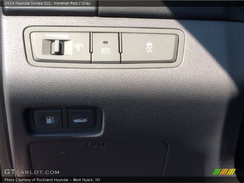 Venetian Red / Gray 2014 Hyundai Sonata GLS
