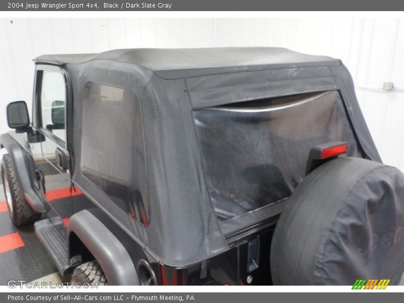 Black / Dark Slate Gray 2004 Jeep Wrangler Sport 4x4