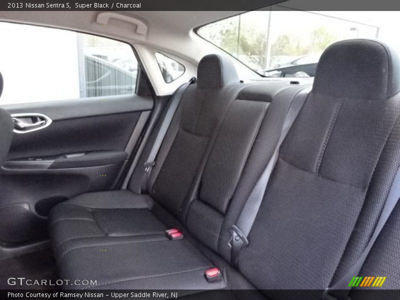 Super Black / Charcoal 2013 Nissan Sentra S