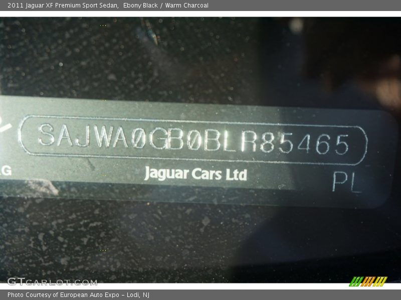 Ebony Black / Warm Charcoal 2011 Jaguar XF Premium Sport Sedan
