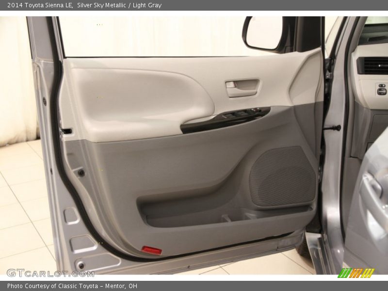 Silver Sky Metallic / Light Gray 2014 Toyota Sienna LE