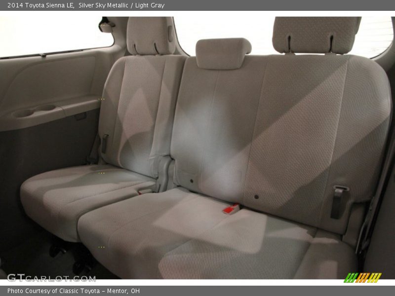 Silver Sky Metallic / Light Gray 2014 Toyota Sienna LE