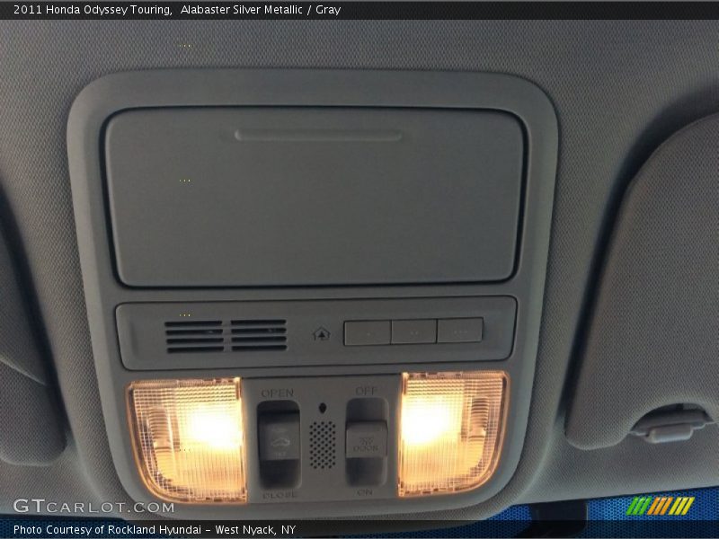 Alabaster Silver Metallic / Gray 2011 Honda Odyssey Touring
