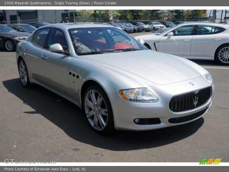Grigio Touring (Silver) / Rosso Corallo 2009 Maserati Quattroporte