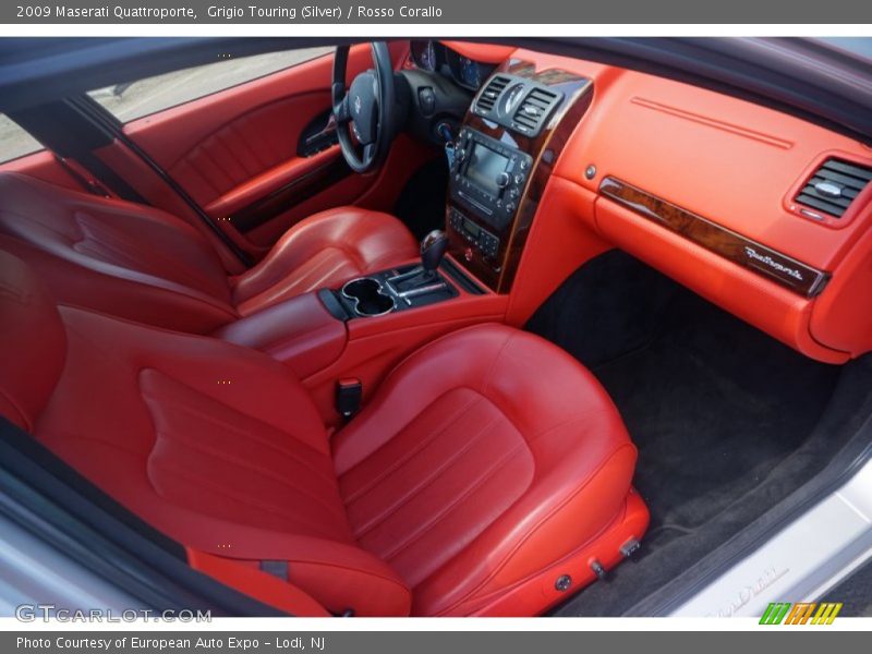 Grigio Touring (Silver) / Rosso Corallo 2009 Maserati Quattroporte
