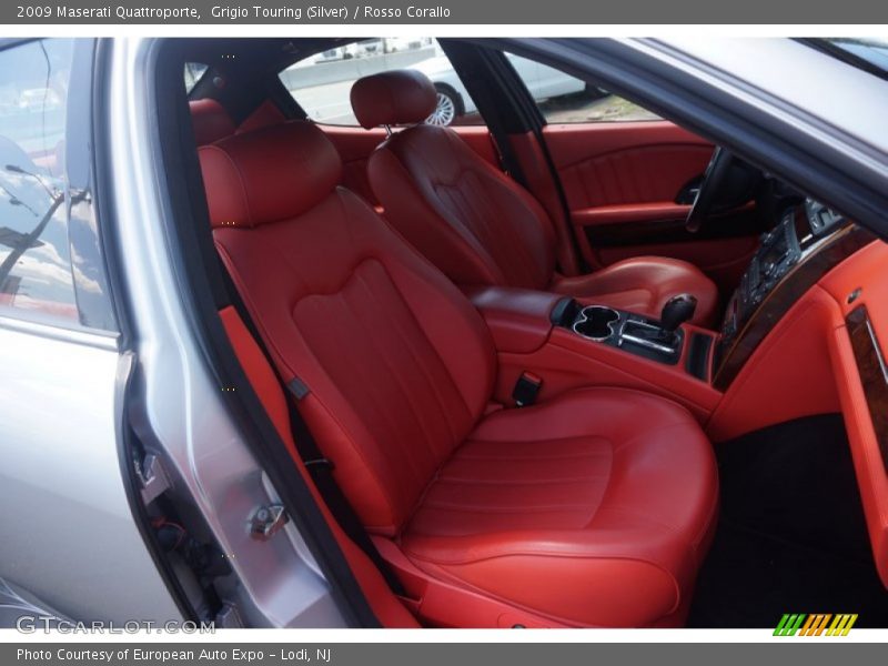 Grigio Touring (Silver) / Rosso Corallo 2009 Maserati Quattroporte