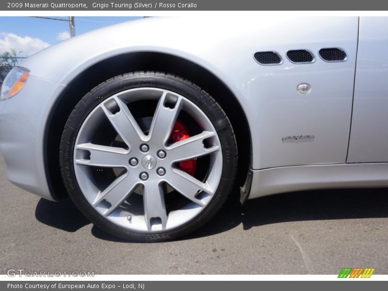 Grigio Touring (Silver) / Rosso Corallo 2009 Maserati Quattroporte