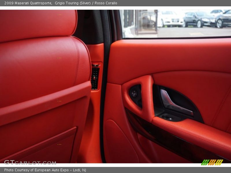 Grigio Touring (Silver) / Rosso Corallo 2009 Maserati Quattroporte