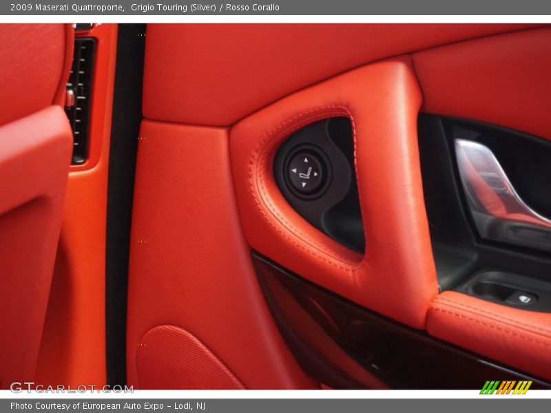 Grigio Touring (Silver) / Rosso Corallo 2009 Maserati Quattroporte