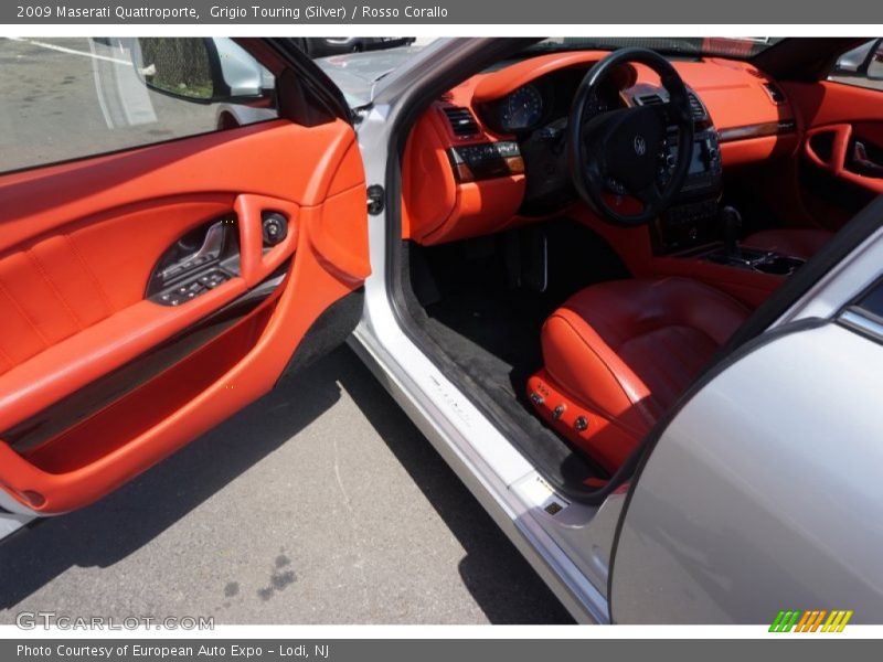 Grigio Touring (Silver) / Rosso Corallo 2009 Maserati Quattroporte
