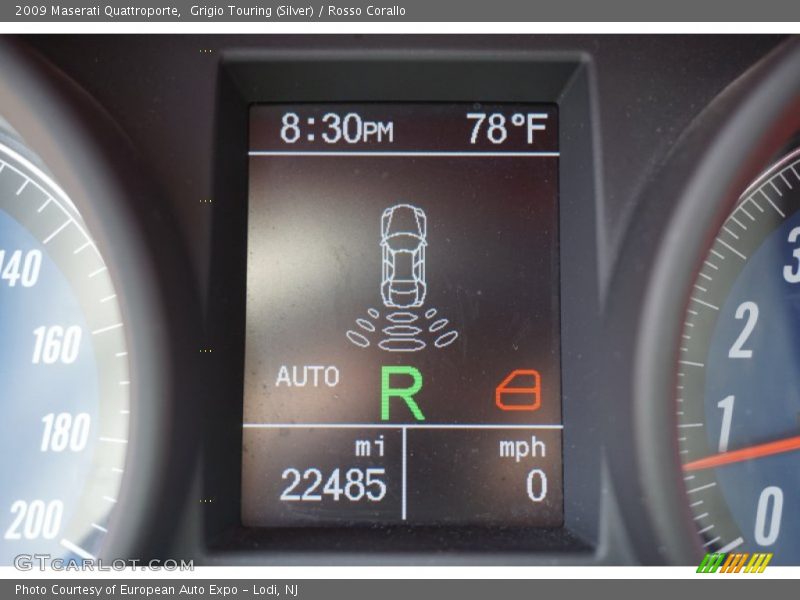 Grigio Touring (Silver) / Rosso Corallo 2009 Maserati Quattroporte