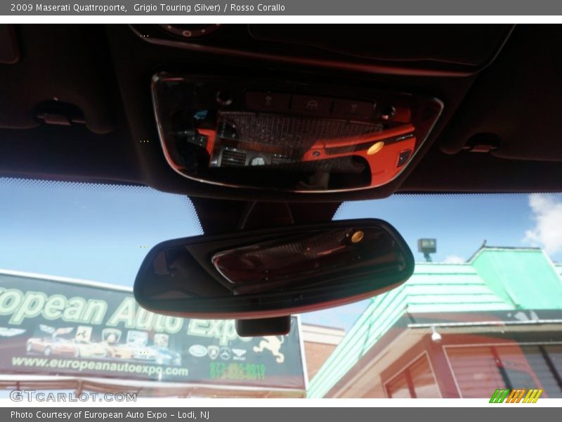 Grigio Touring (Silver) / Rosso Corallo 2009 Maserati Quattroporte