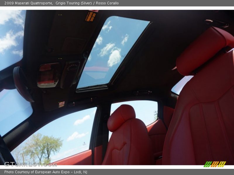 Grigio Touring (Silver) / Rosso Corallo 2009 Maserati Quattroporte