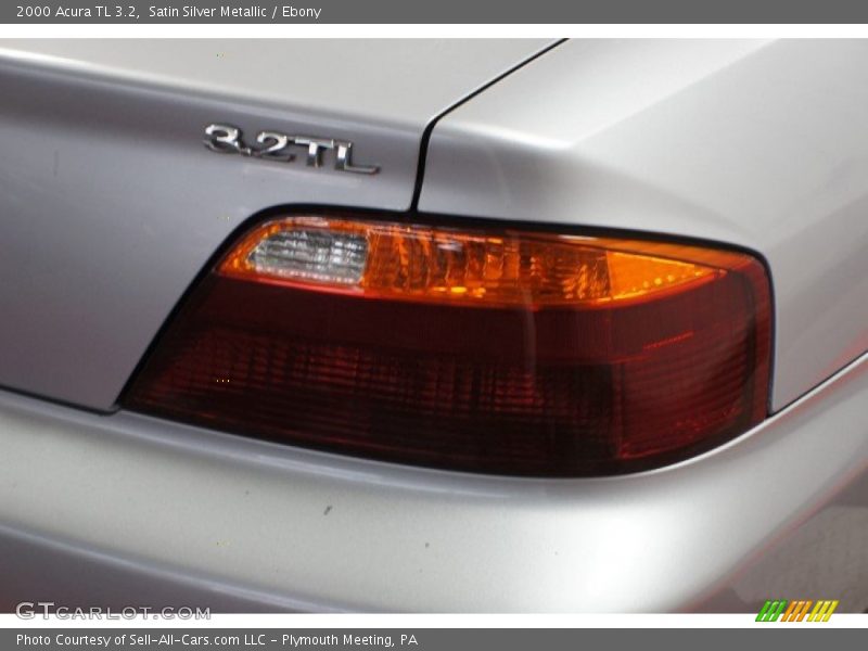 Satin Silver Metallic / Ebony 2000 Acura TL 3.2