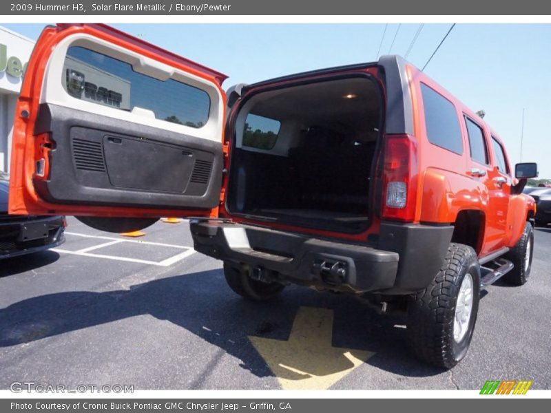 Solar Flare Metallic / Ebony/Pewter 2009 Hummer H3