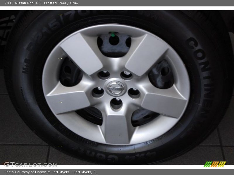 Frosted Steel / Gray 2013 Nissan Rogue S