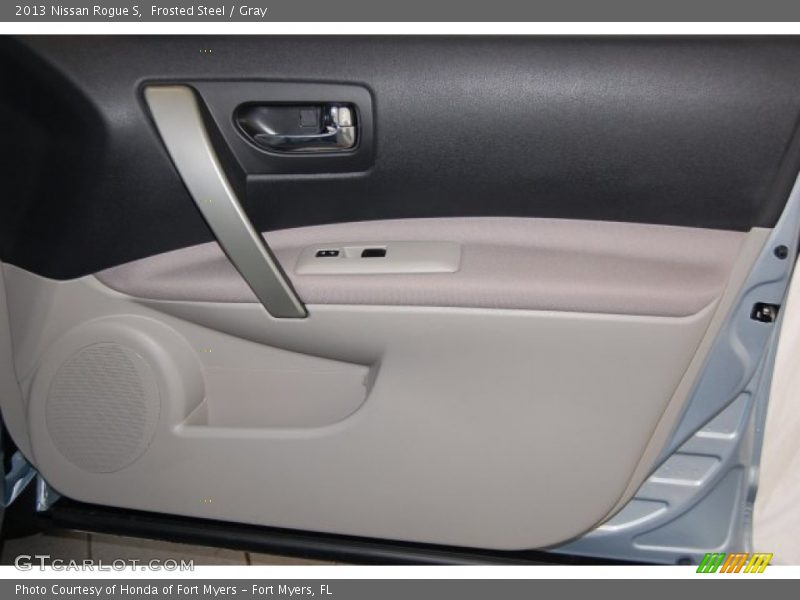 Frosted Steel / Gray 2013 Nissan Rogue S