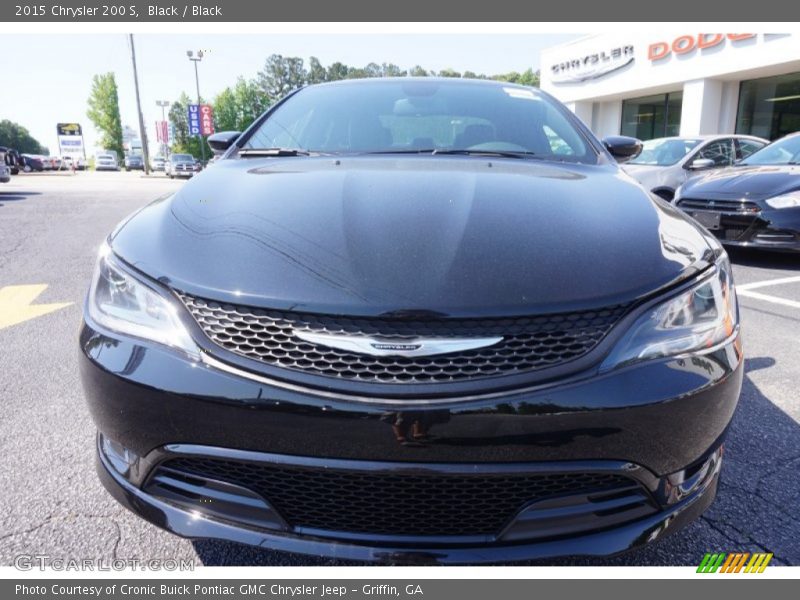 Black / Black 2015 Chrysler 200 S