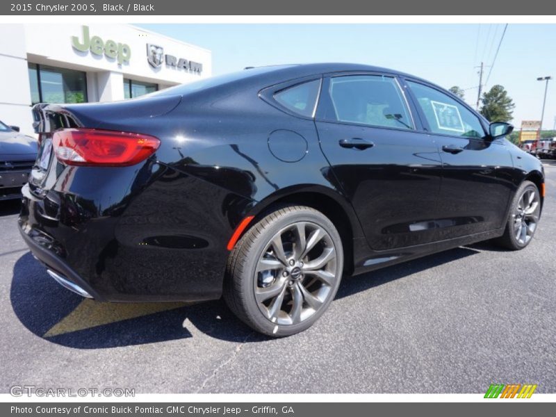 Black / Black 2015 Chrysler 200 S