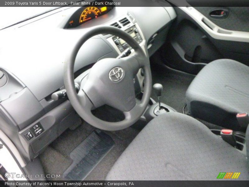 Polar White / Dark Charcoal 2009 Toyota Yaris 5 Door Liftback