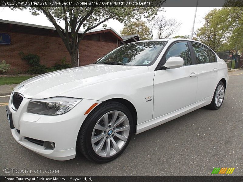 Alpine White / Oyster/Black Dakota Leather 2011 BMW 3 Series 328i xDrive Sedan