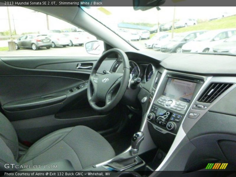 Shimmering White / Black 2013 Hyundai Sonata SE 2.0T