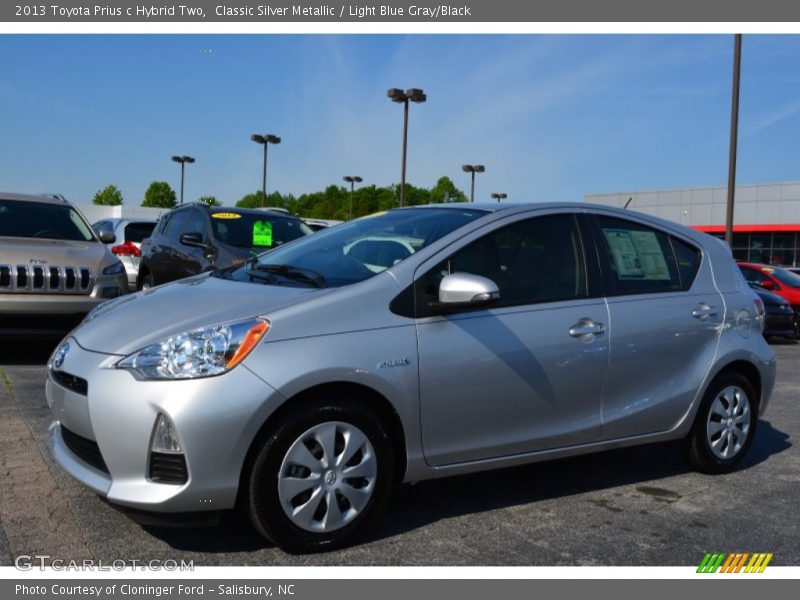 Classic Silver Metallic / Light Blue Gray/Black 2013 Toyota Prius c Hybrid Two