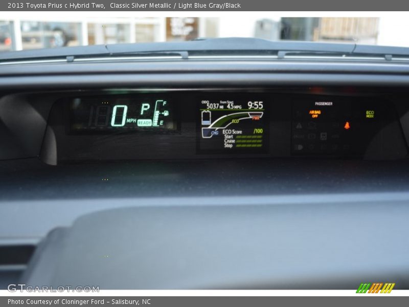 Classic Silver Metallic / Light Blue Gray/Black 2013 Toyota Prius c Hybrid Two