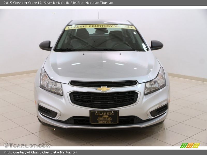 Silver Ice Metallic / Jet Black/Medium Titanium 2015 Chevrolet Cruze LS