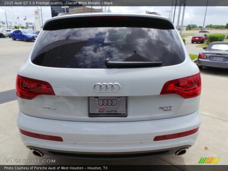 Glacier White Metallic / Black 2015 Audi Q7 3.0 Prestige quattro