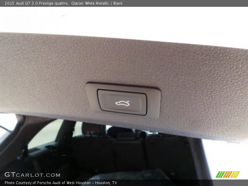 Glacier White Metallic / Black 2015 Audi Q7 3.0 Prestige quattro