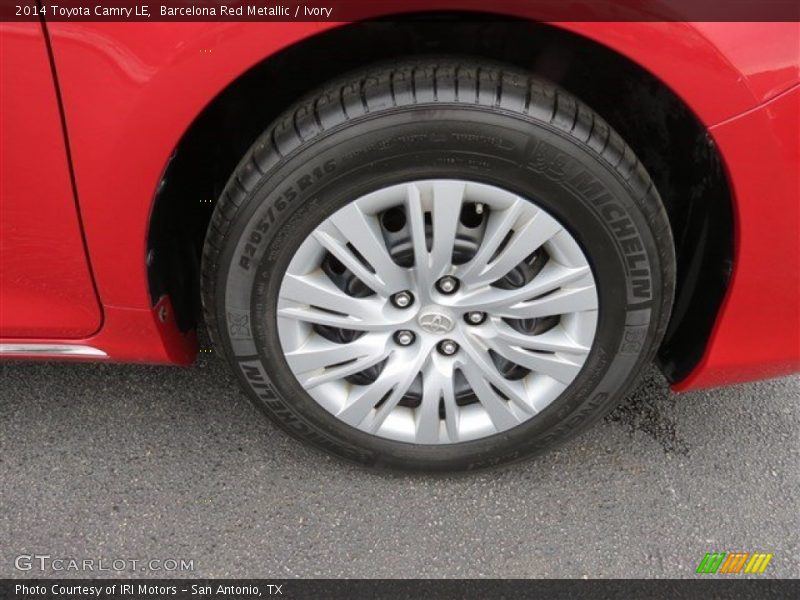 Barcelona Red Metallic / Ivory 2014 Toyota Camry LE