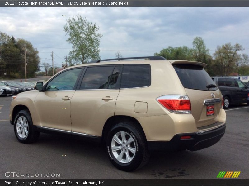 Sandy Beach Metallic / Sand Beige 2012 Toyota Highlander SE 4WD