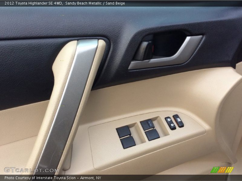 Sandy Beach Metallic / Sand Beige 2012 Toyota Highlander SE 4WD