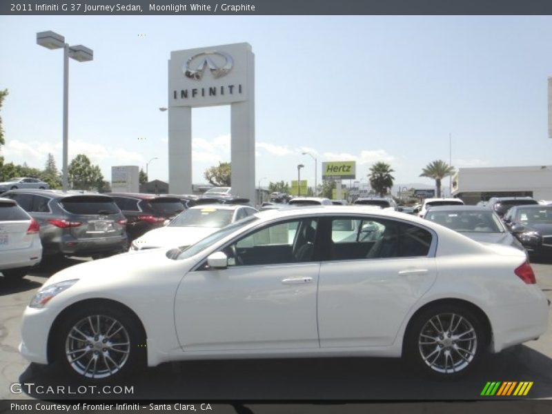 Moonlight White / Graphite 2011 Infiniti G 37 Journey Sedan