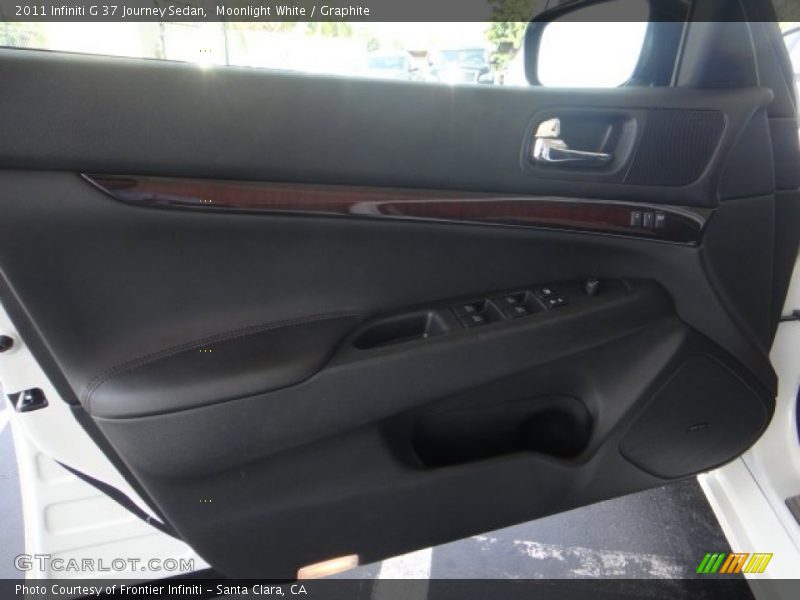 Moonlight White / Graphite 2011 Infiniti G 37 Journey Sedan