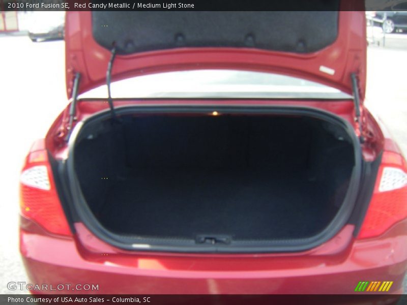 Red Candy Metallic / Medium Light Stone 2010 Ford Fusion SE