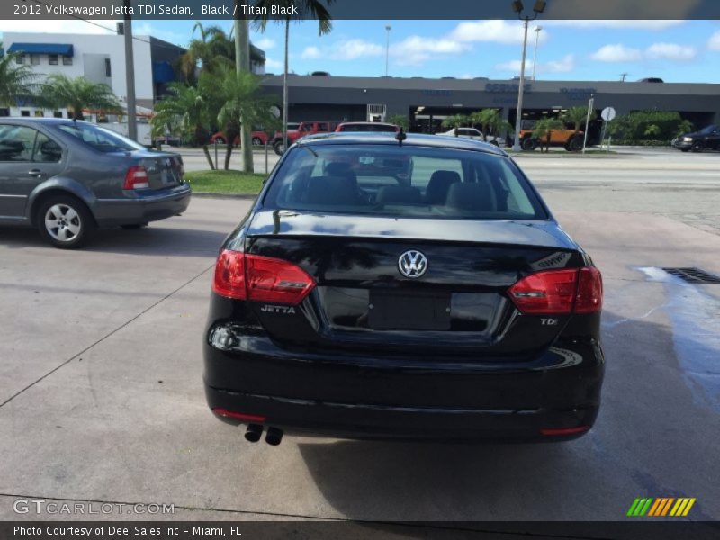 Black / Titan Black 2012 Volkswagen Jetta TDI Sedan