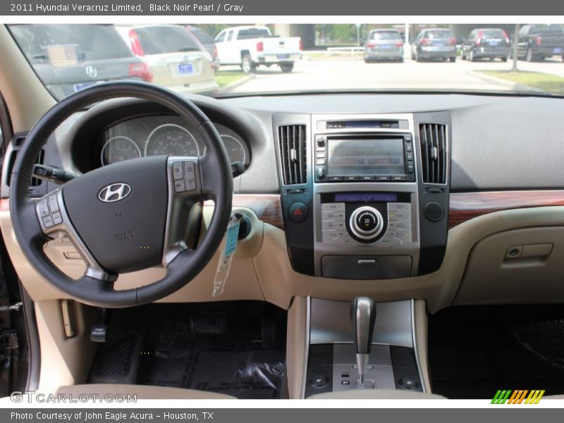 Black Noir Pearl / Gray 2011 Hyundai Veracruz Limited