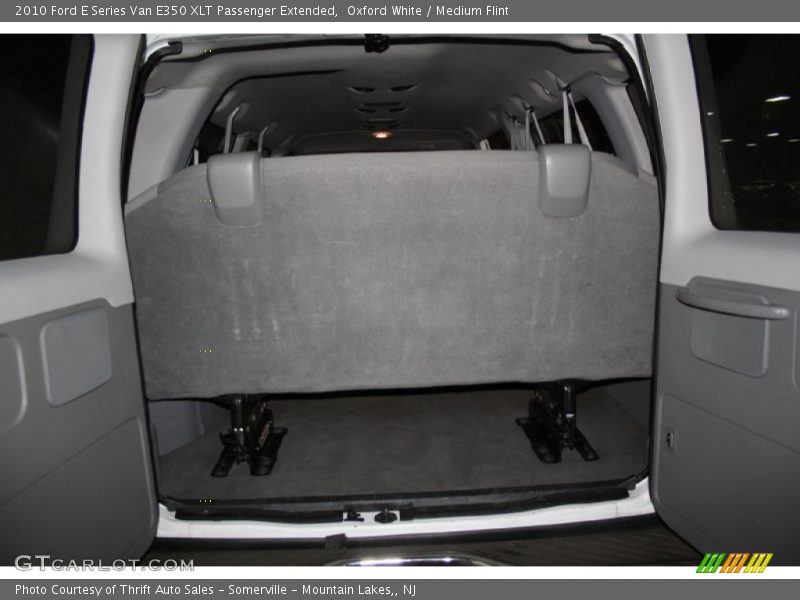 Oxford White / Medium Flint 2010 Ford E Series Van E350 XLT Passenger Extended