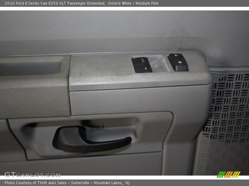 Oxford White / Medium Flint 2010 Ford E Series Van E350 XLT Passenger Extended
