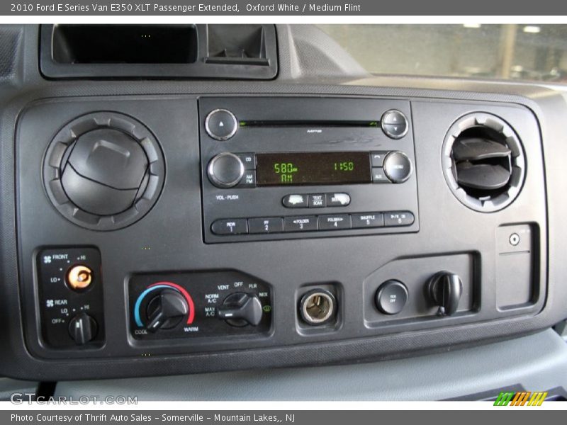 Oxford White / Medium Flint 2010 Ford E Series Van E350 XLT Passenger Extended