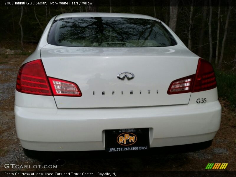 Ivory White Pearl / Willow 2003 Infiniti G 35 Sedan