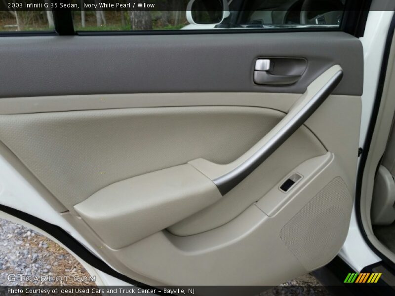 Ivory White Pearl / Willow 2003 Infiniti G 35 Sedan